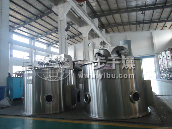 PGL-B噴霧干燥制粒機制作現(xiàn)場1