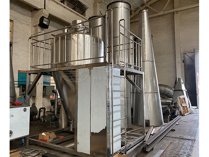 PYG系列頂出風壓力噴霧干燥機