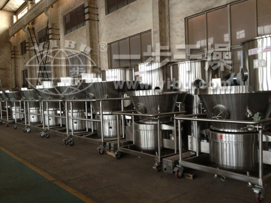 FL沸騰制粒機試車現場